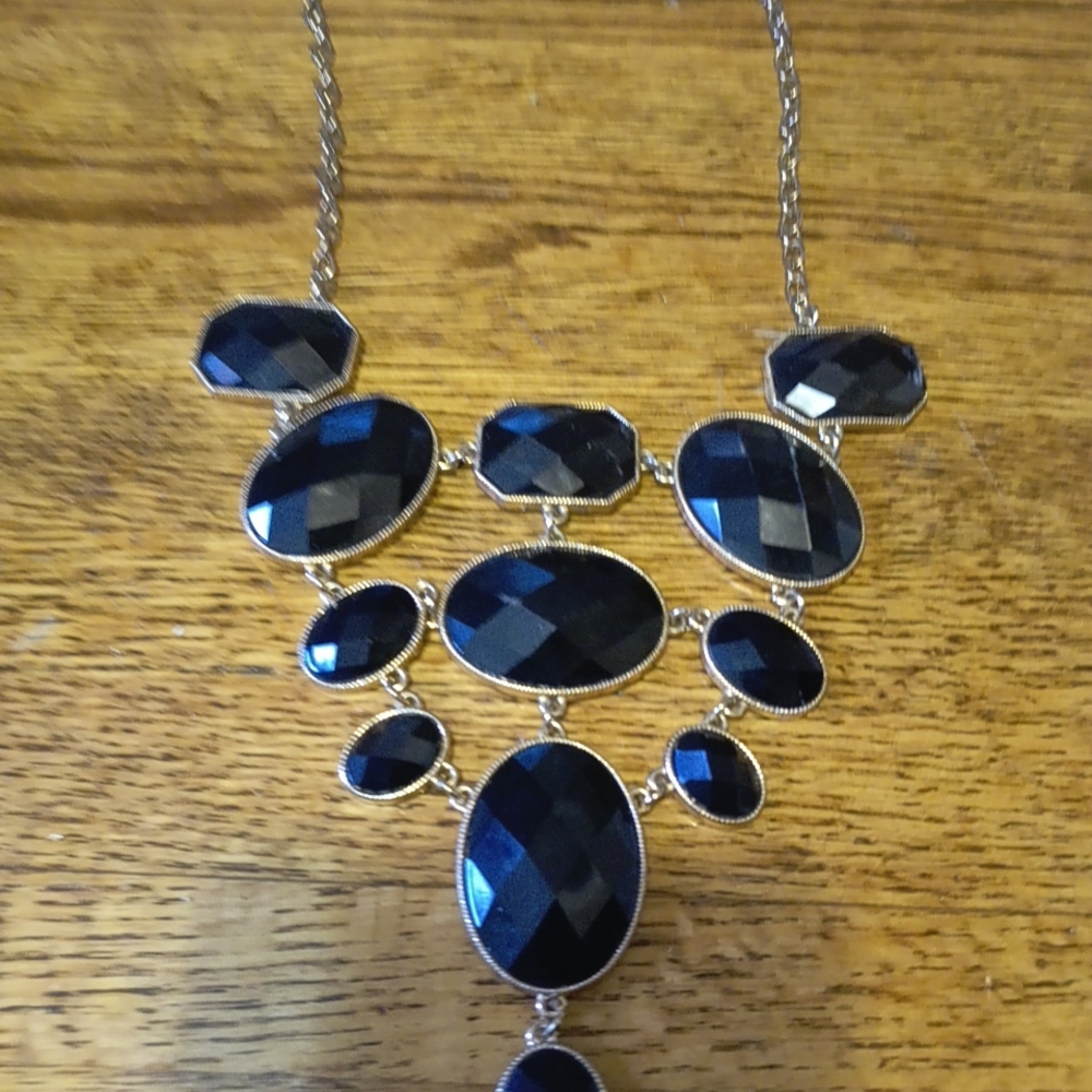 Elegant Black Gemstone Necklace